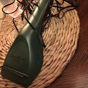 Eddie Bauer electric car windshield scraper